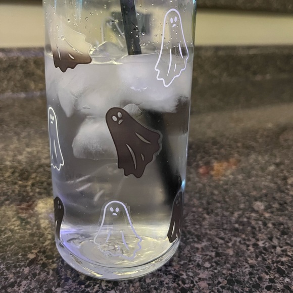 Color changing Halloween glass - Picture 3 of 4